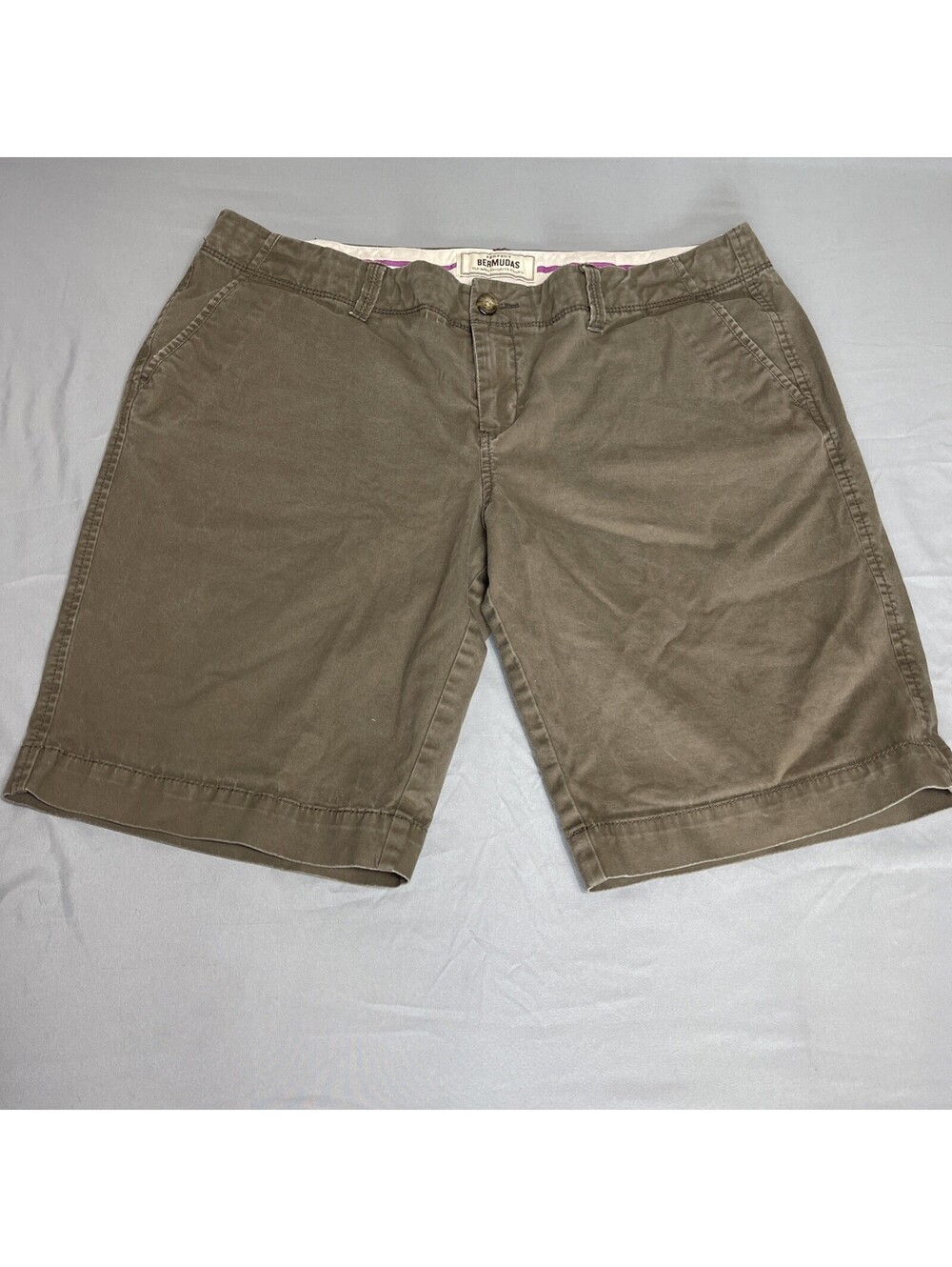 Perfect Bermuda Old Navy Khakis In Taupe Womens Low Rise Size 14